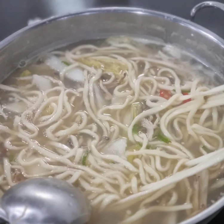 팔도해물칼국수 대표 사진
