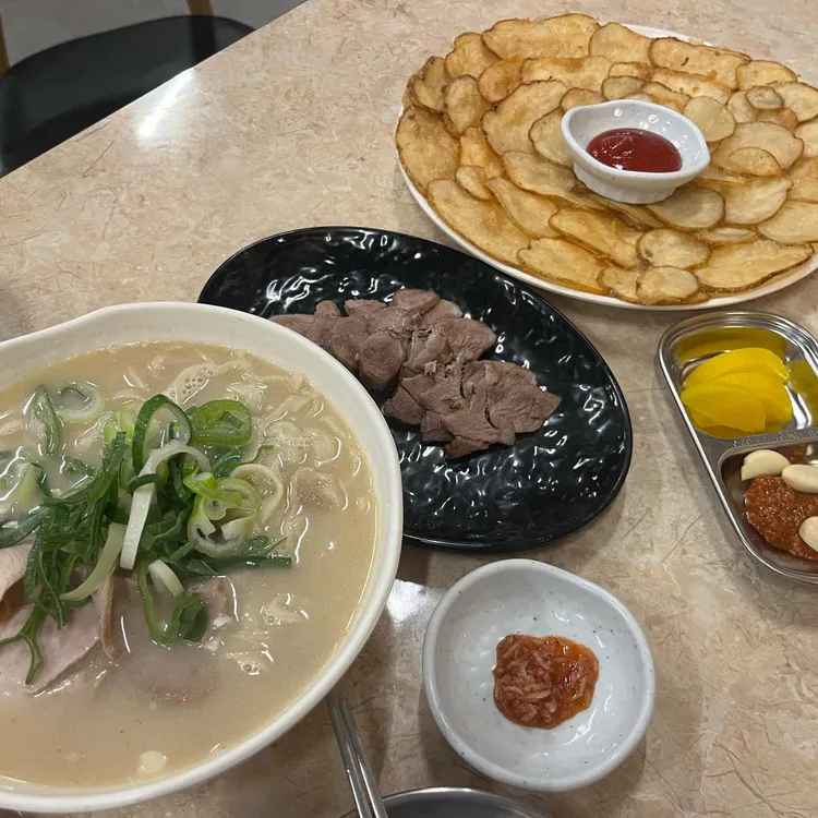 제주곤이칼국수 대표 사진