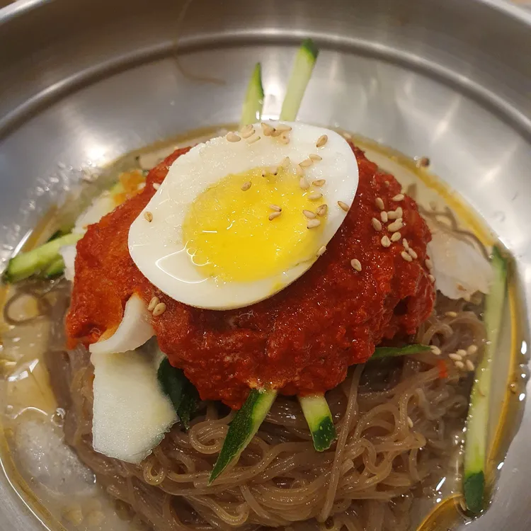 육쌈냉면 대표 사진
