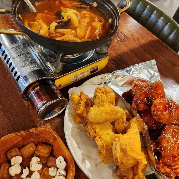 칼포니치킨 대표 사진