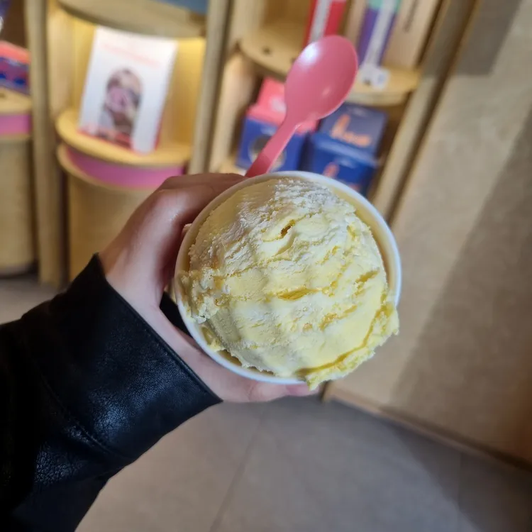 배스킨라빈스 대표 사진