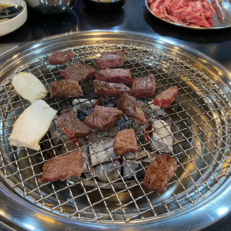 꼬기킴 숯불고깃집 대표 사진