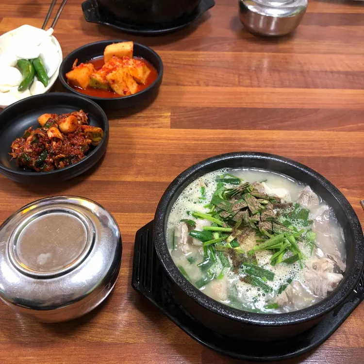 팔도국밥 대표 사진