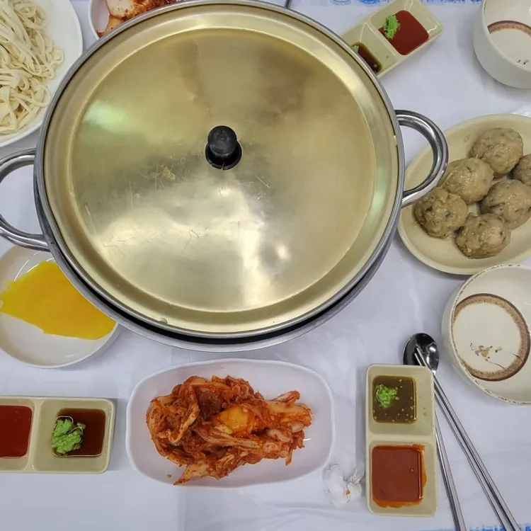 대왕해물손칼국수 대표 사진