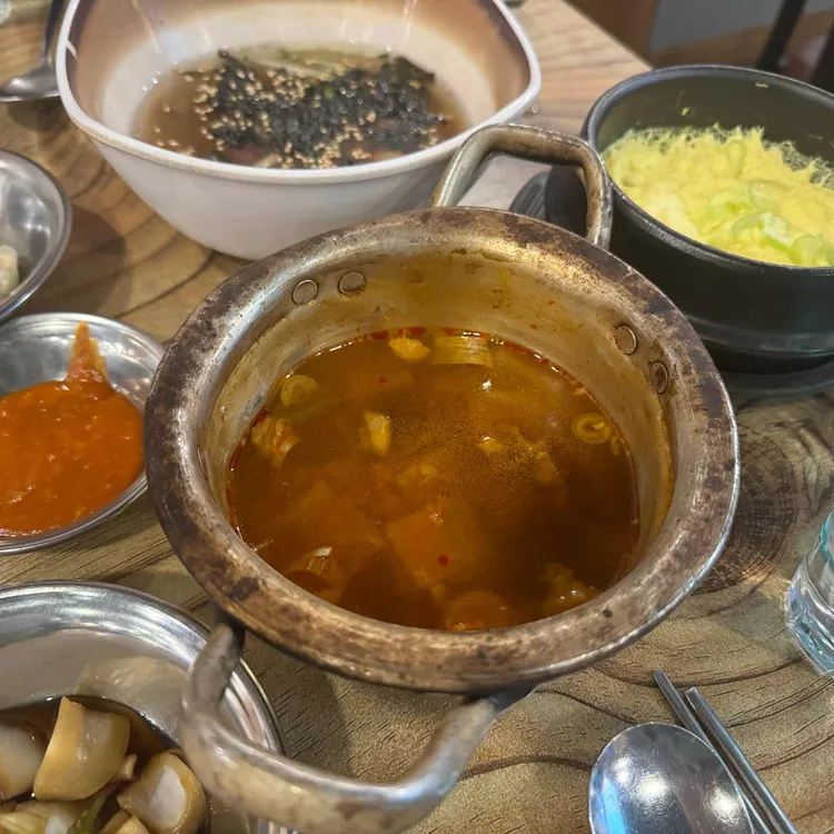 돈통참숯구이 대표 사진