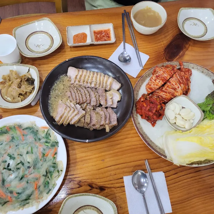 동의보쌈 칼국수냉면 대표 사진