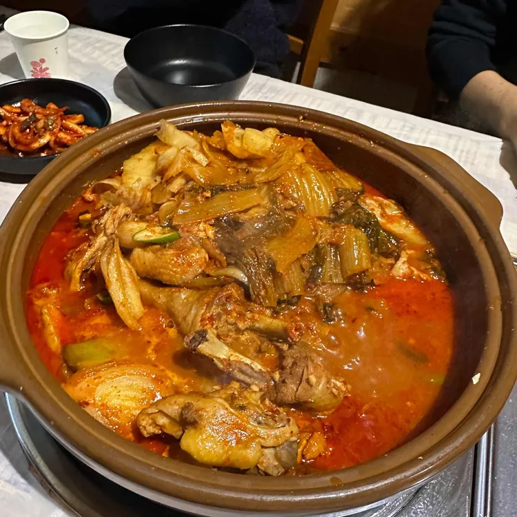 대가능이버섯백숙 대표 사진