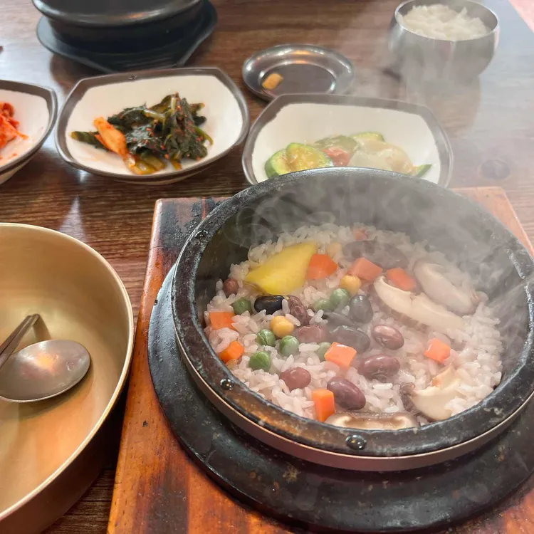 무등산영양돌솥밥 대표 사진