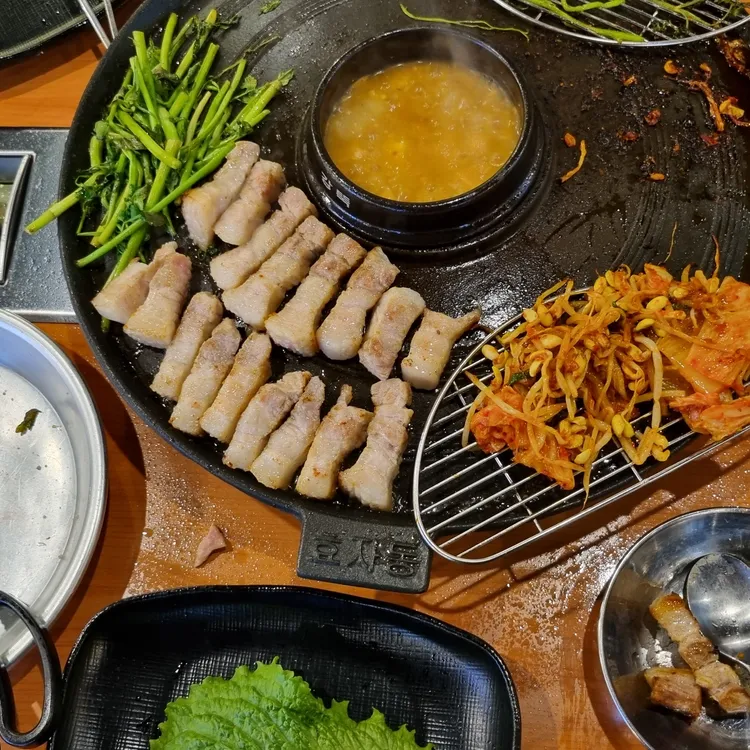 효자동솥뚜껑 대표 사진