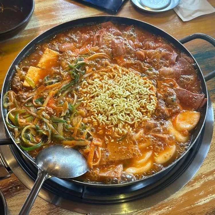 정통부대찌개 대표 사진
