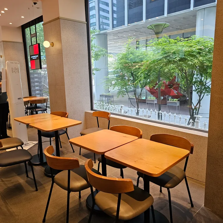 투썸플레이스 대표 사진