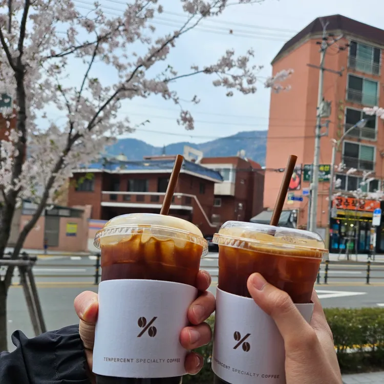 텐퍼센트커피 대표 사진