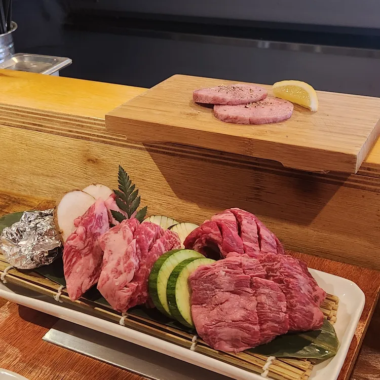 우시야 대표 사진