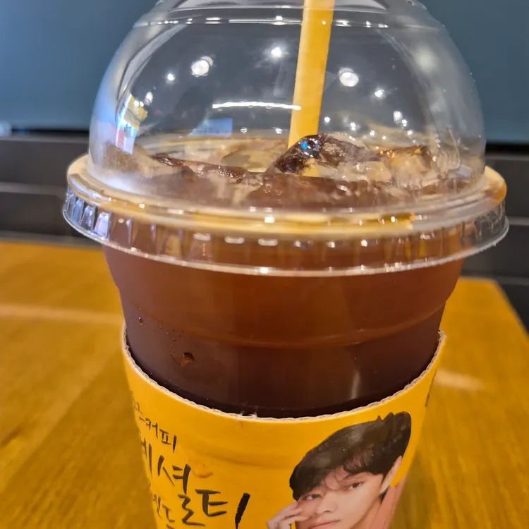 컴포즈커피 대표 사진