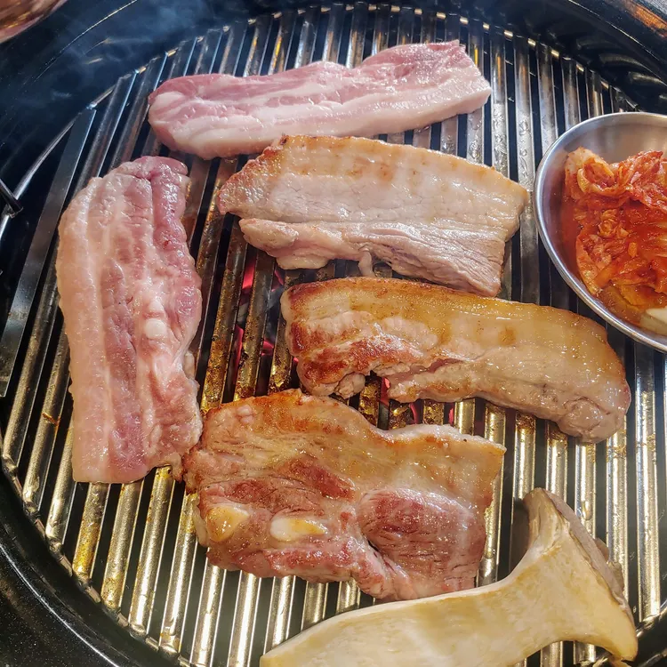 박달박가네숯불껍데기 대표 사진