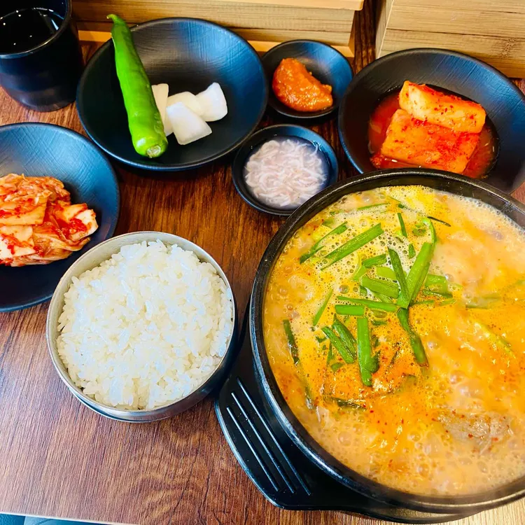 신의주찹쌀순대 대표 사진