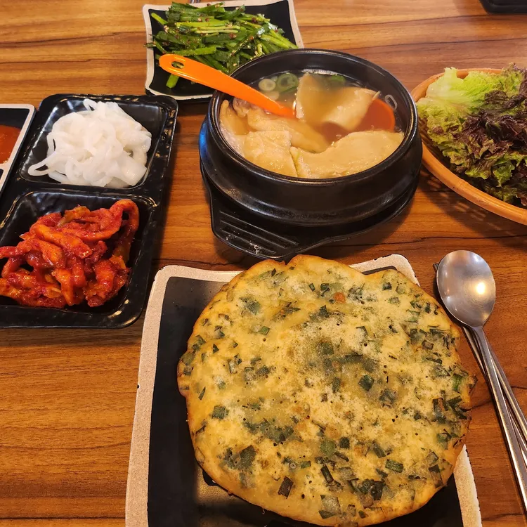 대현매운족발 대표 사진
