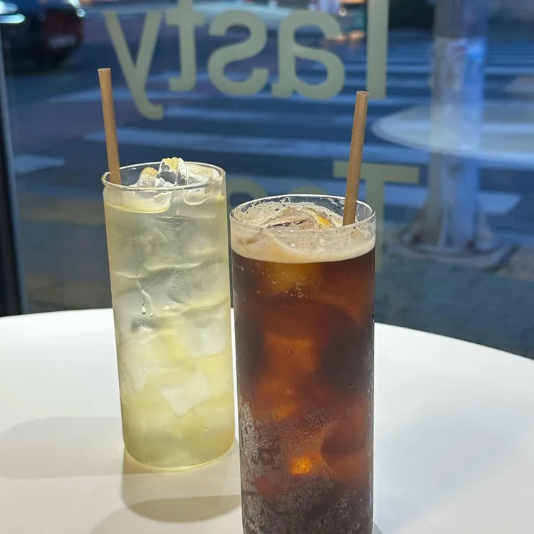 그로잉 대표 사진