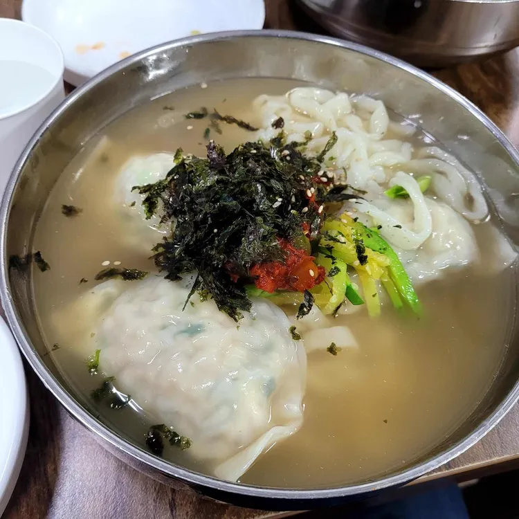 옛시골손칼국수 - 신월동 칼국수, 만두칼국수 맛집 | 다이닝코드, 빅데이터 맛집검색