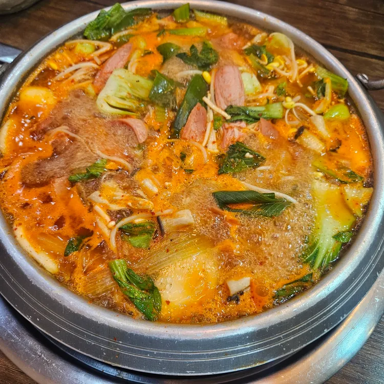 문산부대찌개 대표 사진