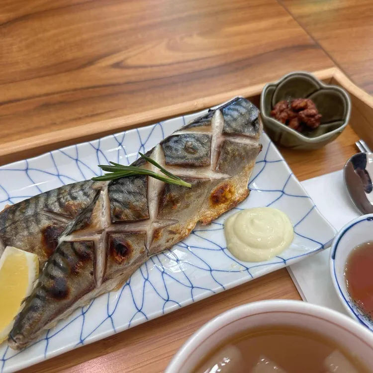 숲속식탁 대표 사진