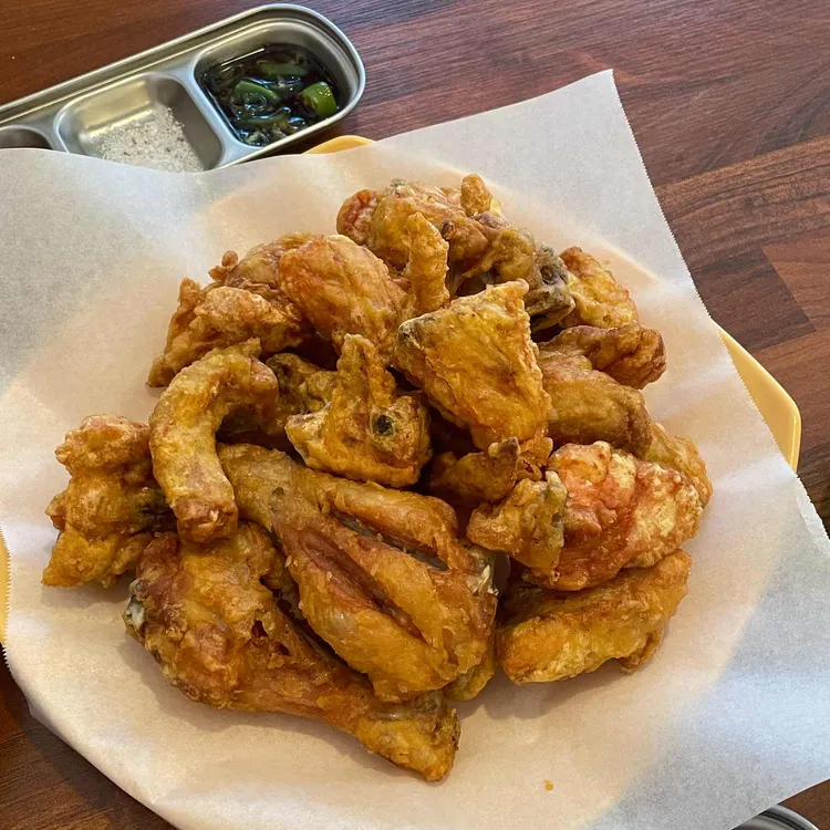 홍치킨 대표 사진