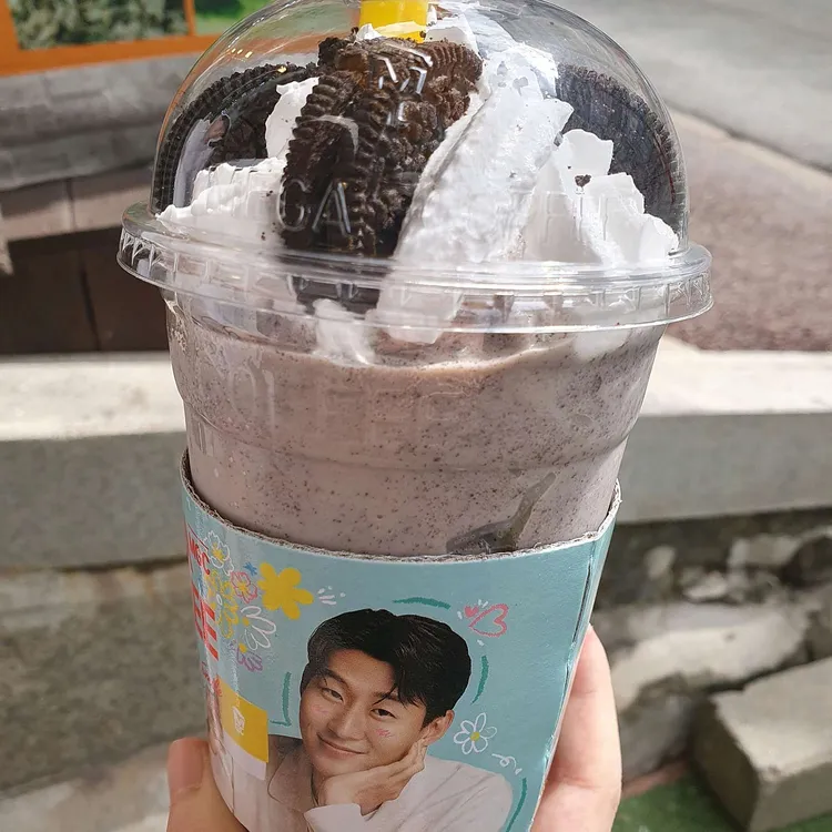메가커피 대표 사진