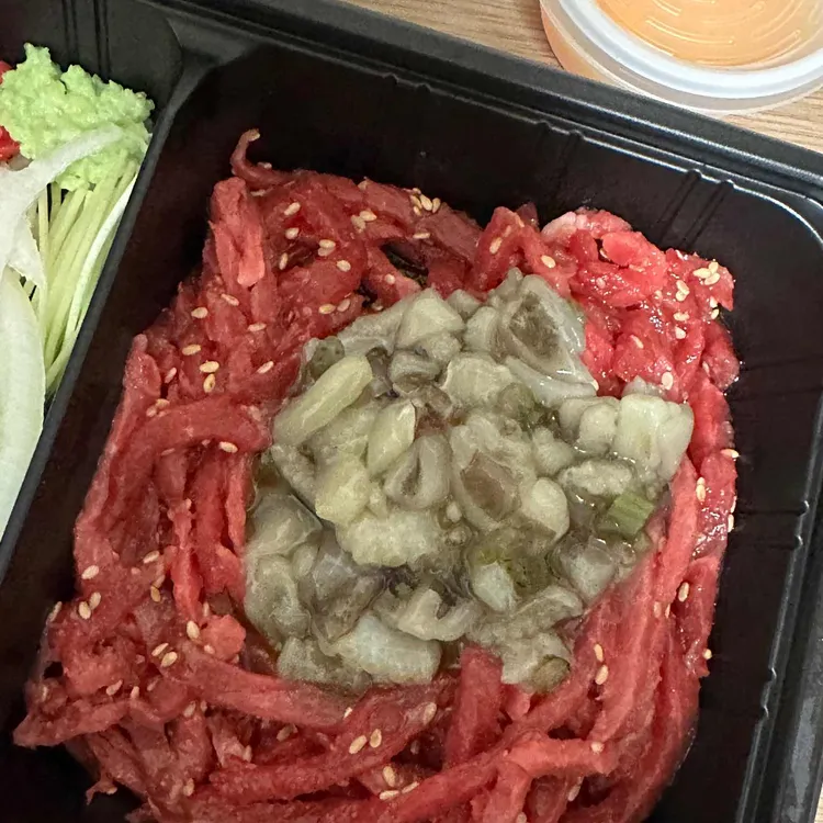 육회바른연어 대표 사진