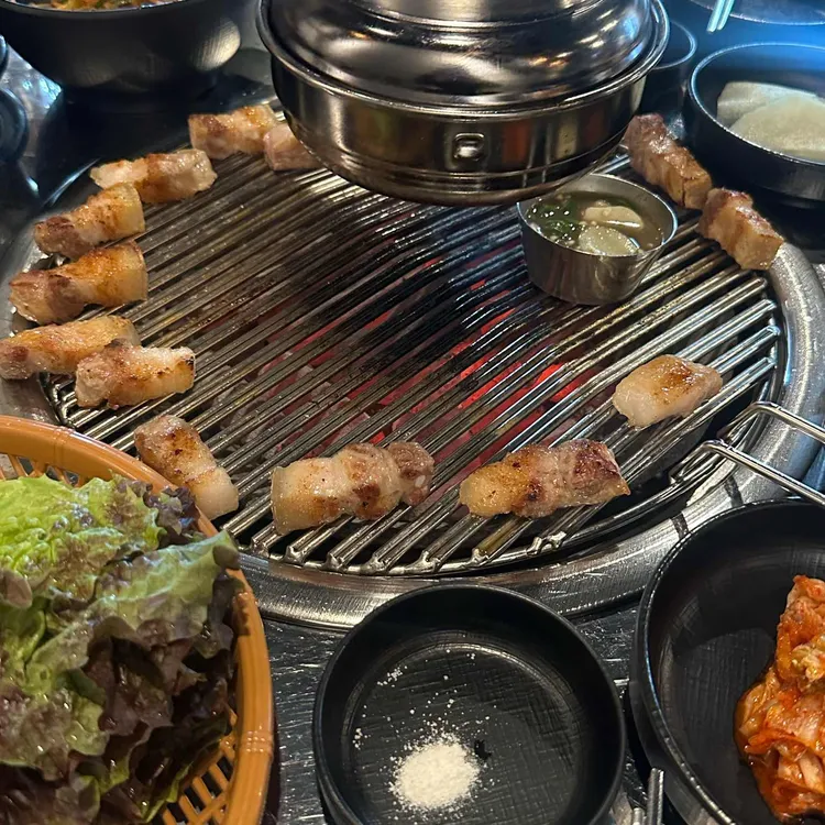 순돈 대표 사진