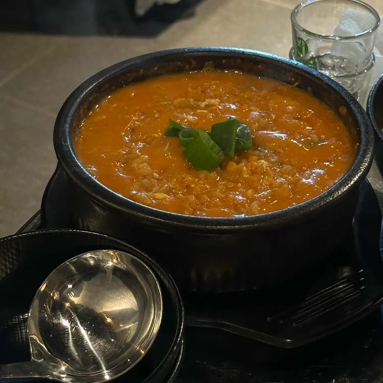 순돈 대표 사진