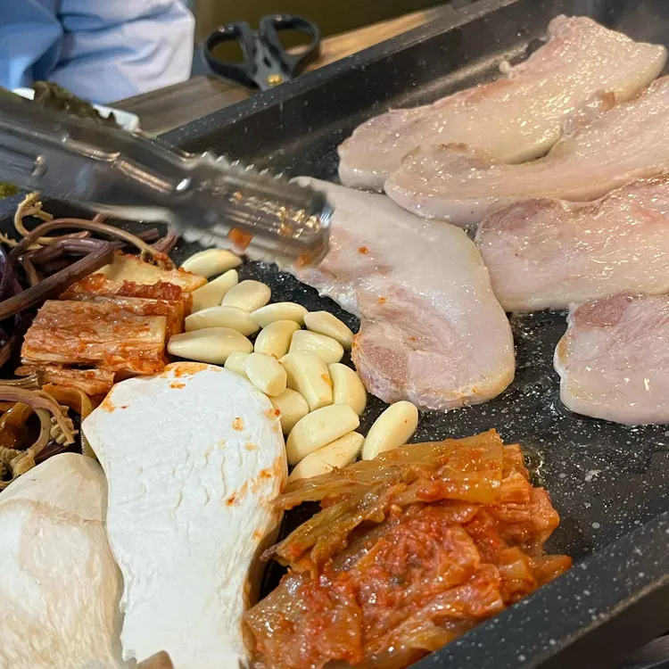 진주통삼겹 대표 사진