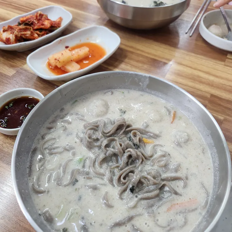 옹심이칼국수 대표 사진