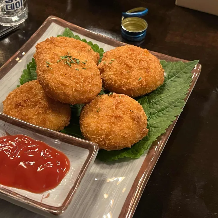 우기 대표 사진