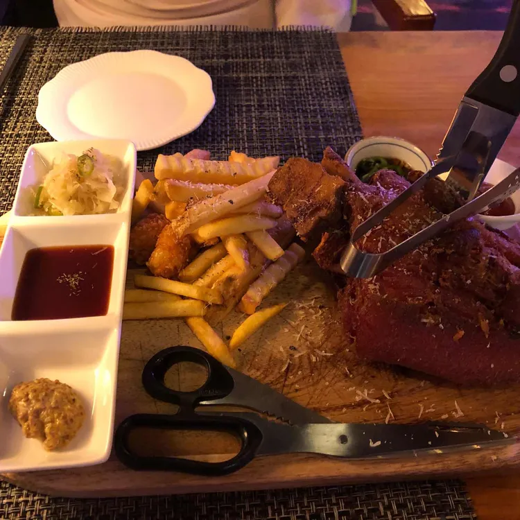 꽁세르 대표 사진