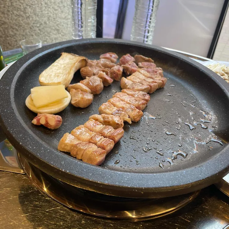 범계고깃집 대표 사진