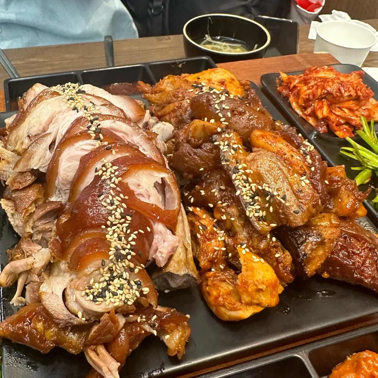 귀한족발 대표 사진