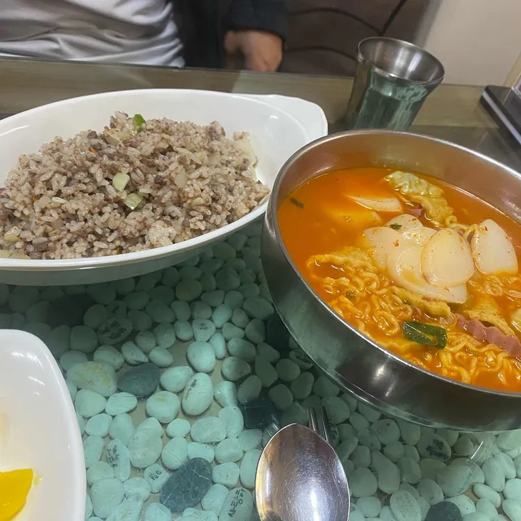 테마라면 대표 사진
