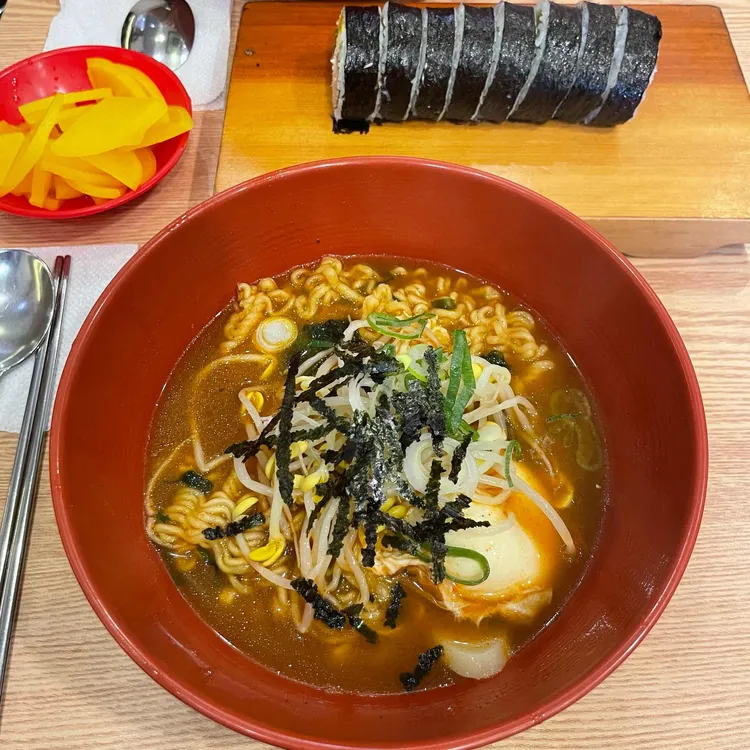 틈새라면 대표 사진