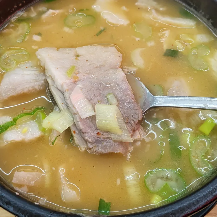 쌍둥이 돼지국밥 사진 1