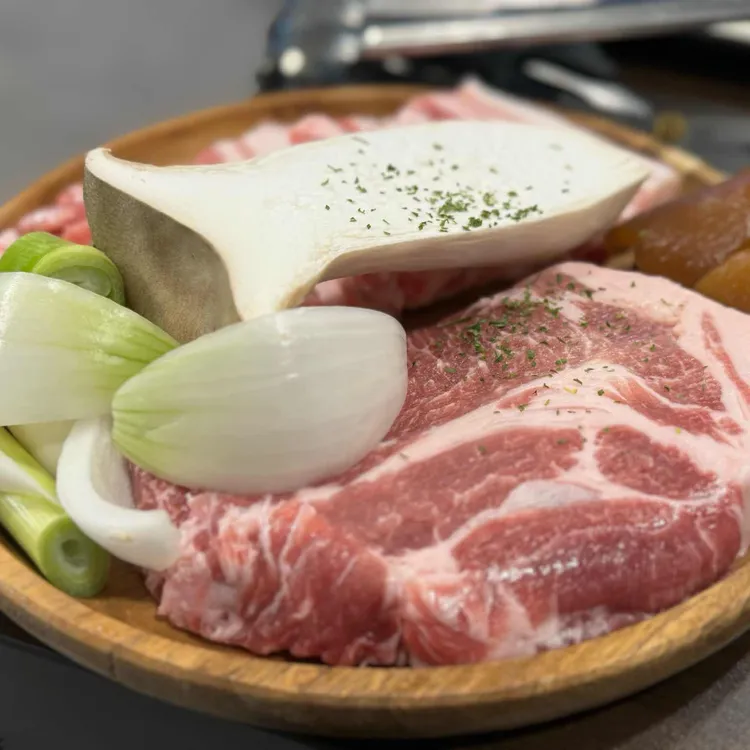 특돈 - 진주 삼겹살, 목살 맛집 | 다이닝코드, 빅데이터 맛집검색