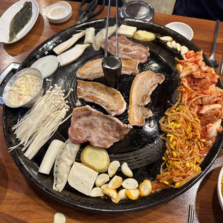 이가네솥뚜껑삼겹살 대표 사진