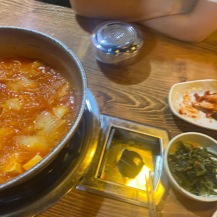 백채김치찌개 사진 2