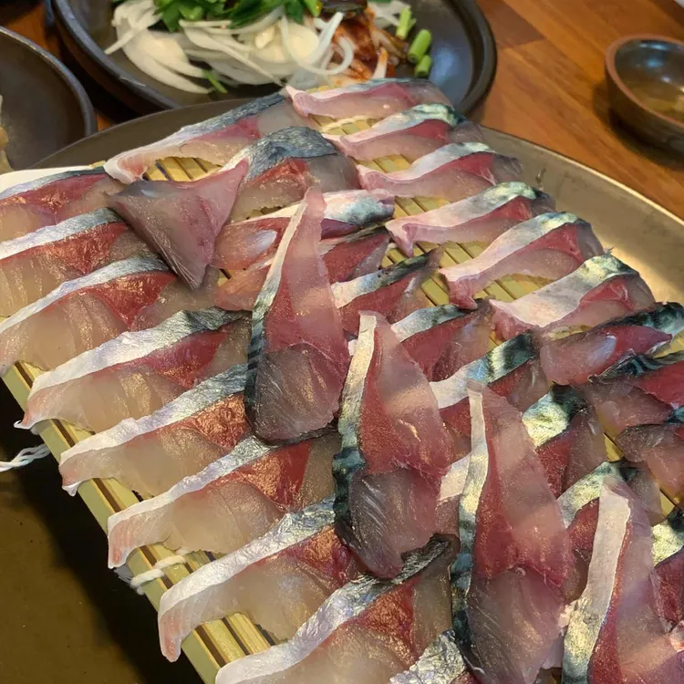 고돔 대표 사진