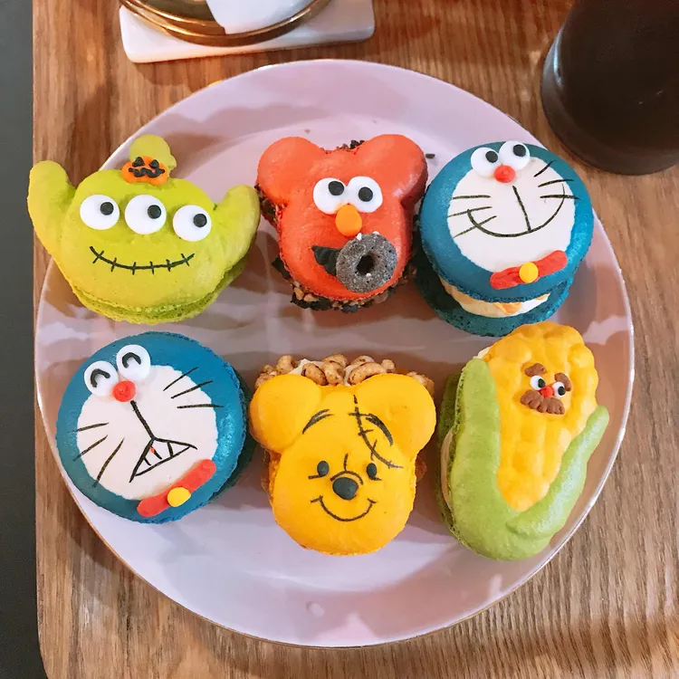 헬로우엘 대표 사진