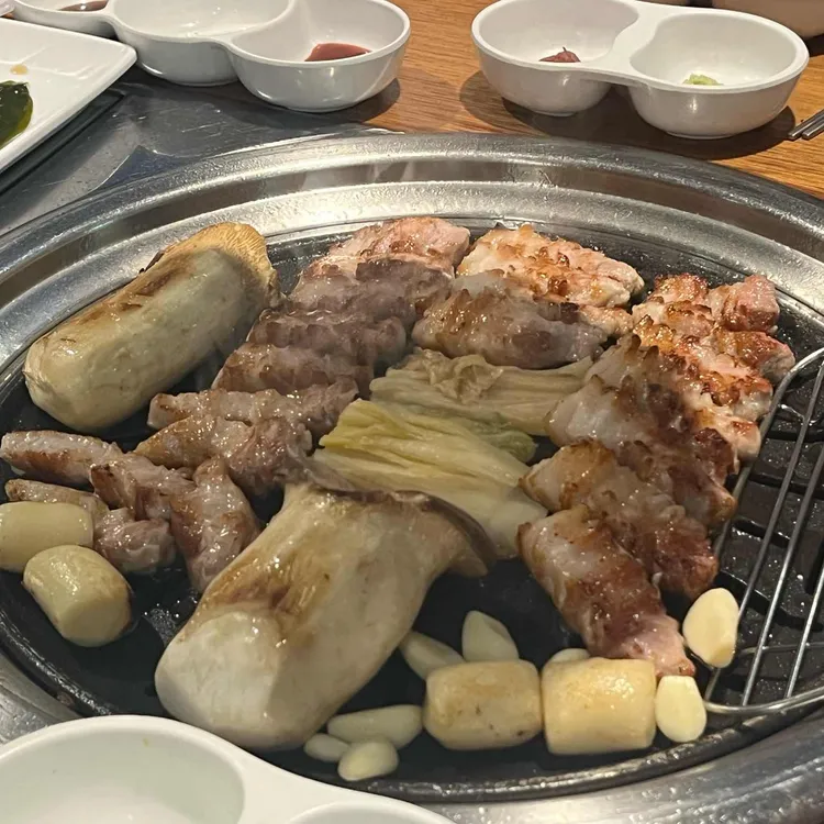 고기굽는남자 대표 사진