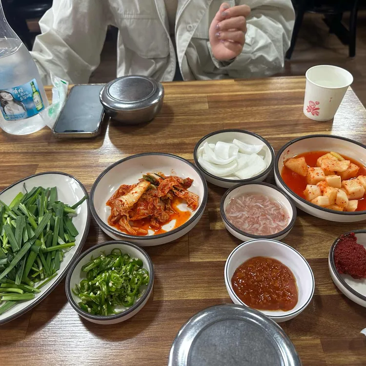 돼지네국밥 대표 사진