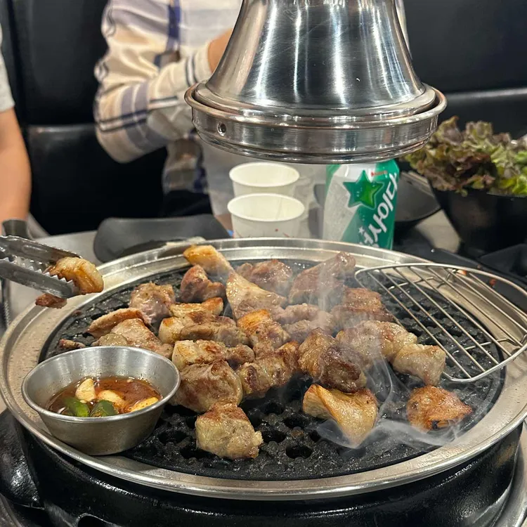 정성돈 대표 사진