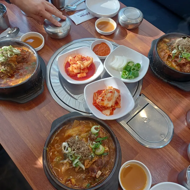뼈다귀천국감자탕 대표 사진