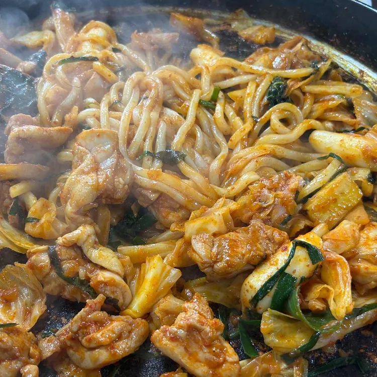 금병산 숯불철판닭갈비 대표 사진