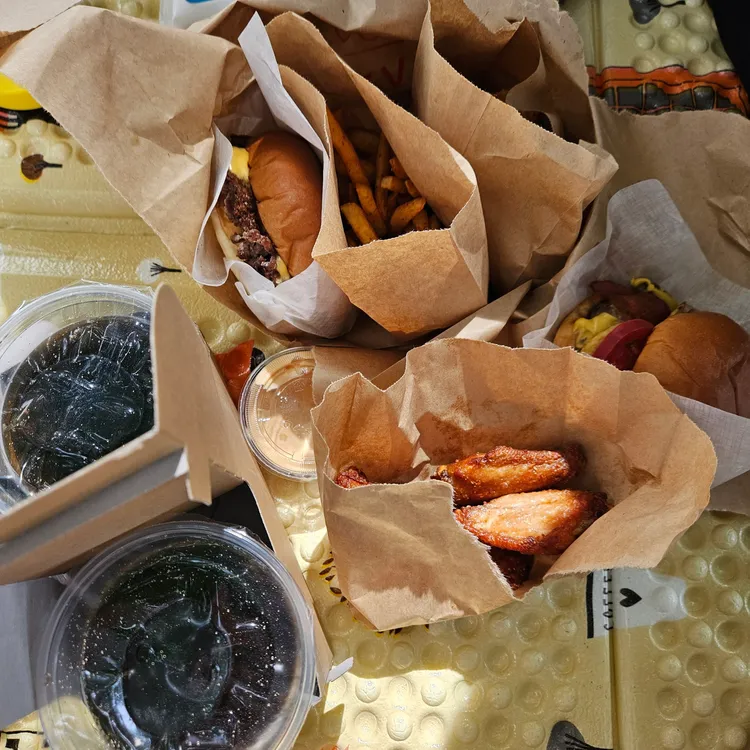 VVT버거 대표 사진